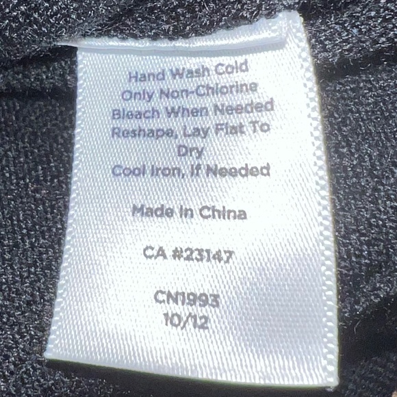 Talbots Merino Wool Size XSmall Black Scoop Neck Dolman Sweater - Picture 4 of 11